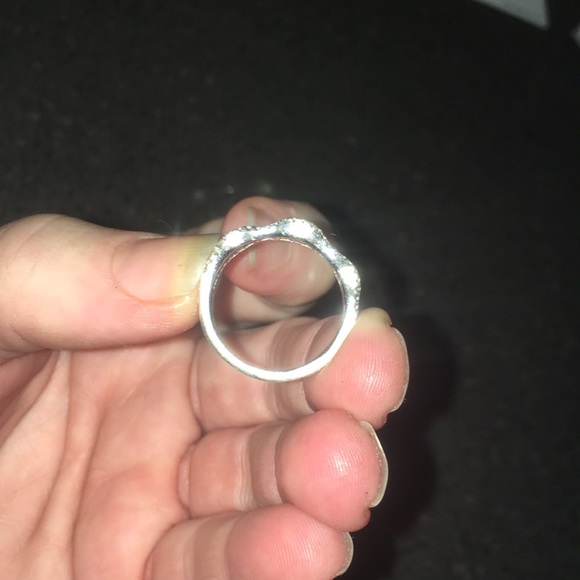 Sterling Silver CZ ring - Picture 3 of 7